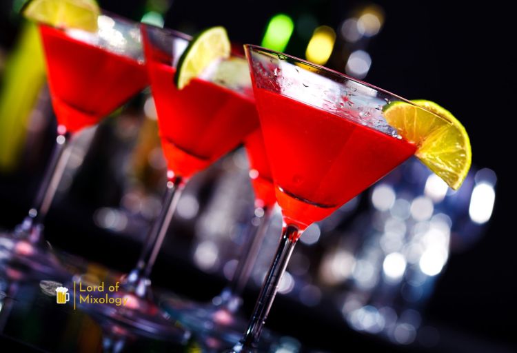 cosmopolitan cocktail