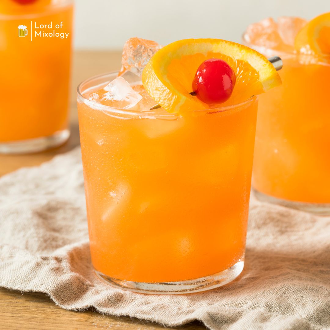 rum swizzle cocktail